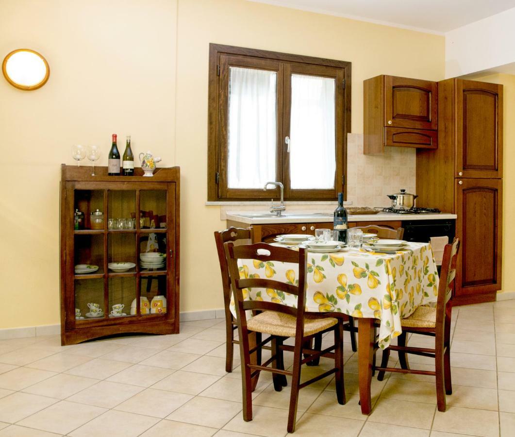 Sosta Dei Garibaldini Vila Campofelice Di Roccella Exterior foto